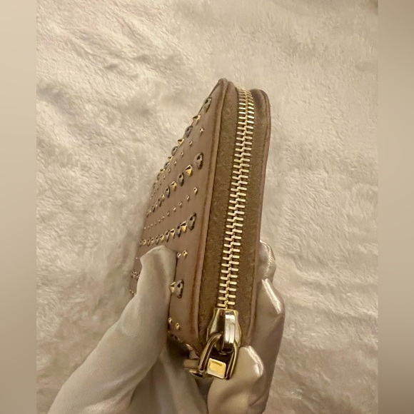 Miu Miu Zip Around Wallet - Picture 3 of 7